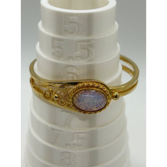 Hinged Clamper Bracelet With Acrylic Opaline Cabochon Gold-Tone Size 6 - Picture 11 of 11